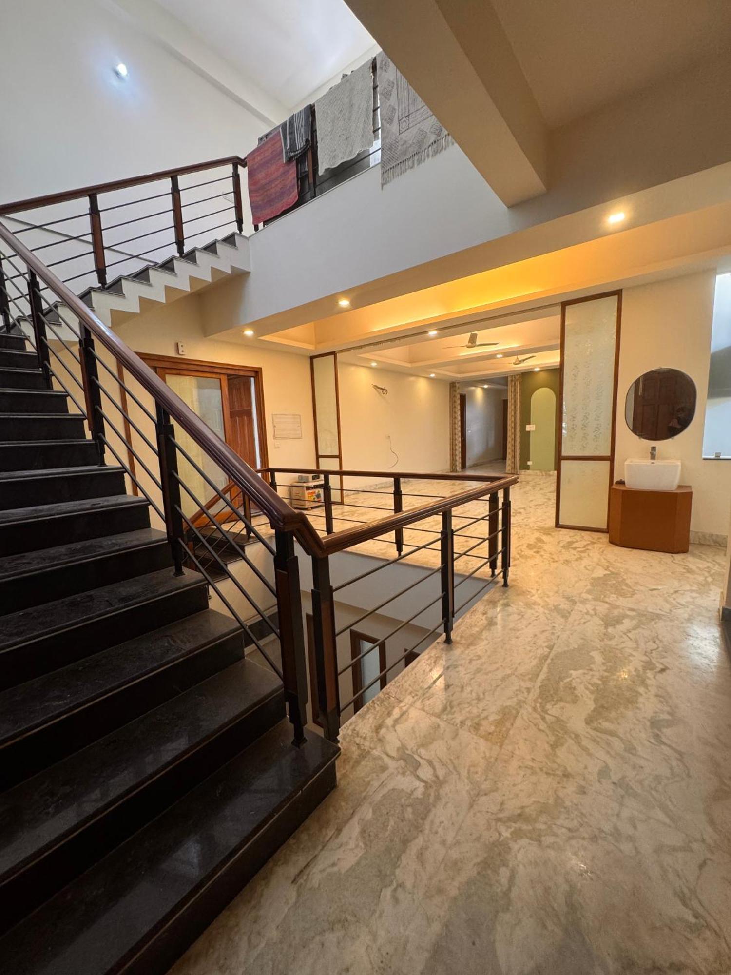 Hl Grand Hotel Lucknow Esterno foto